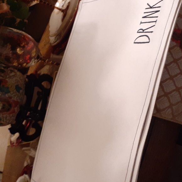 Rae Dunn 4 pcs Placements New - Picture 7 of 12